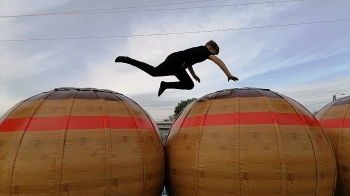 Videoframe_20250529_220205_com.huawei.himovie.overseas