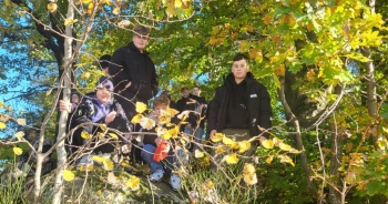 chłopcy kamien.jfif